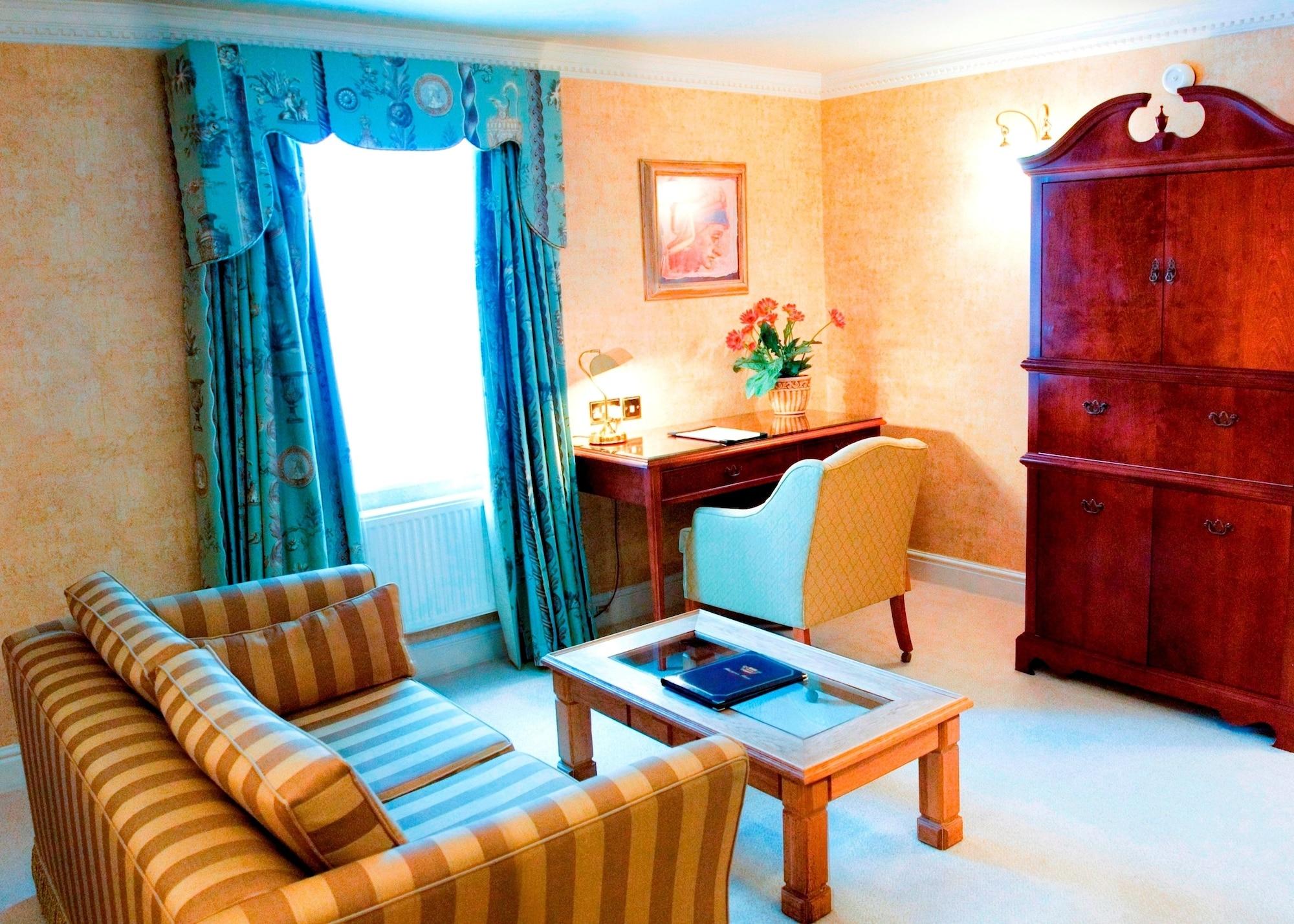Marygreen Manor Brentwood Bagian luar foto