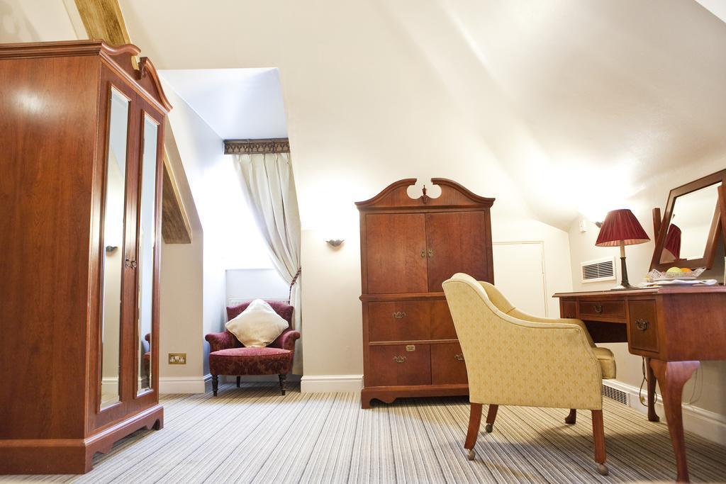 Marygreen Manor Brentwood Bagian luar foto